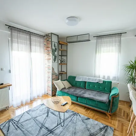 Apartmán Sarmantan Stan U Centru Grada