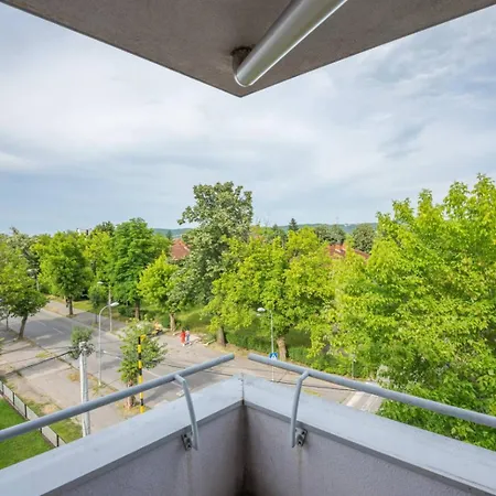 Sarmantan Stan U Centru Grada Apartamento
