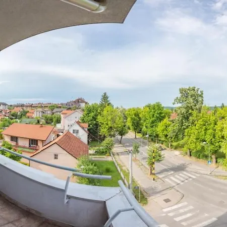 Sarmantan Stan U Centru Grada *